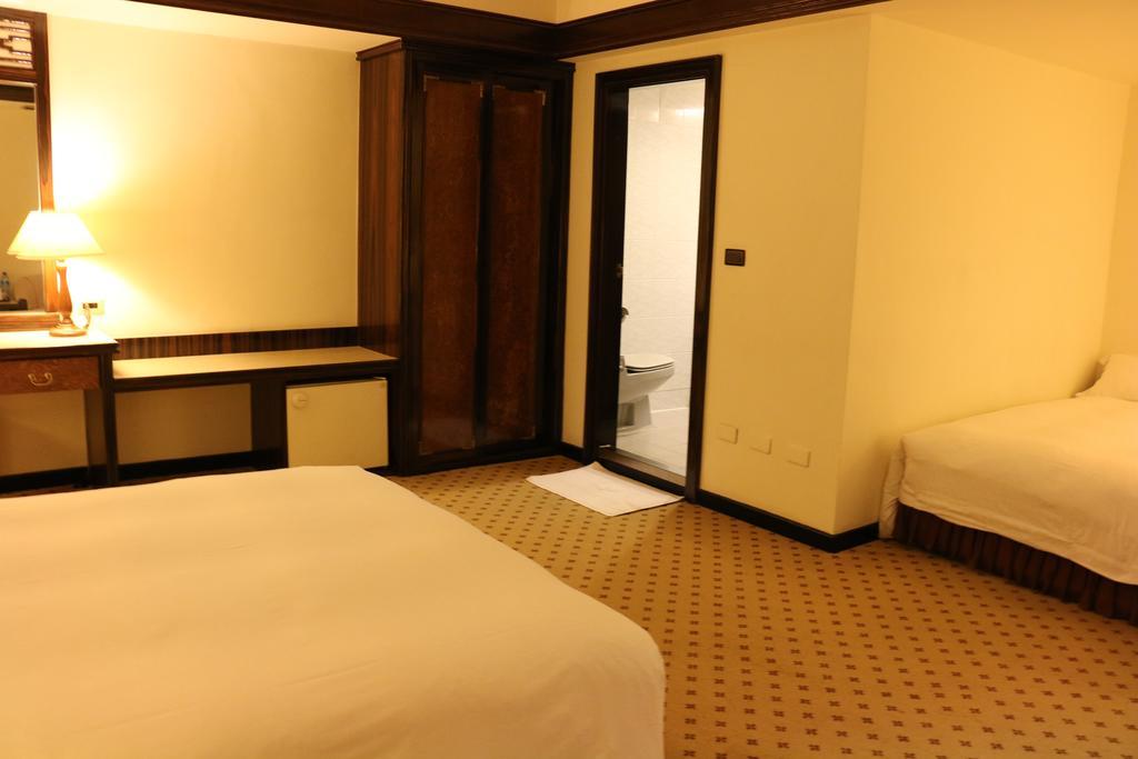 King'S Town Hotel Καοσιούνγκ Εξωτερικό φωτογραφία