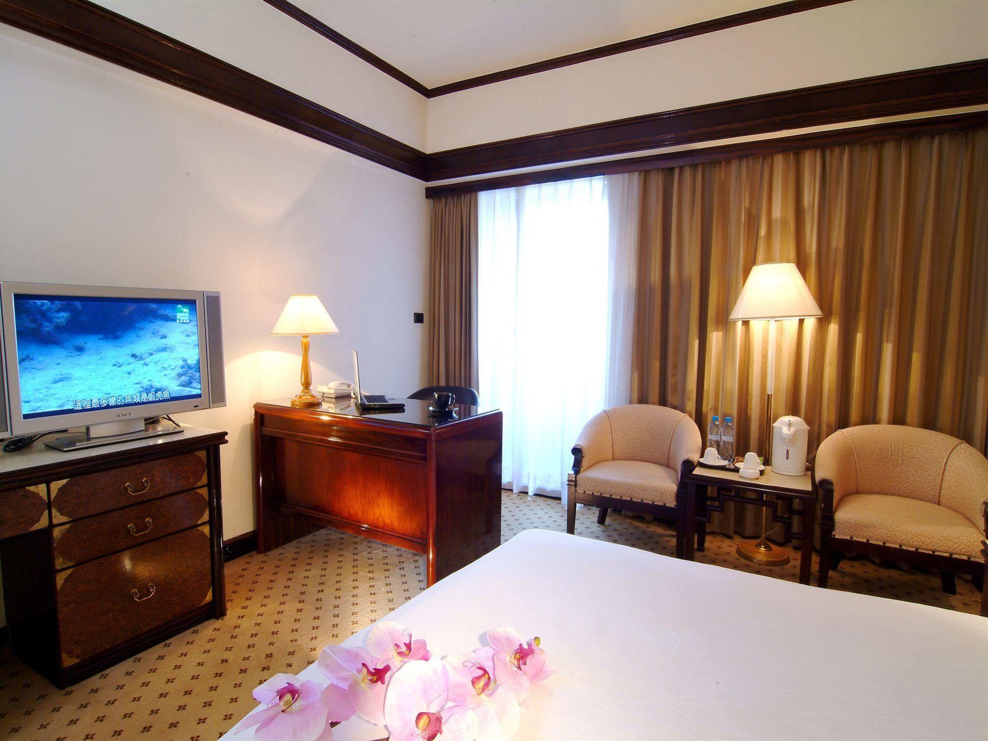 King'S Town Hotel Καοσιούνγκ Εξωτερικό φωτογραφία