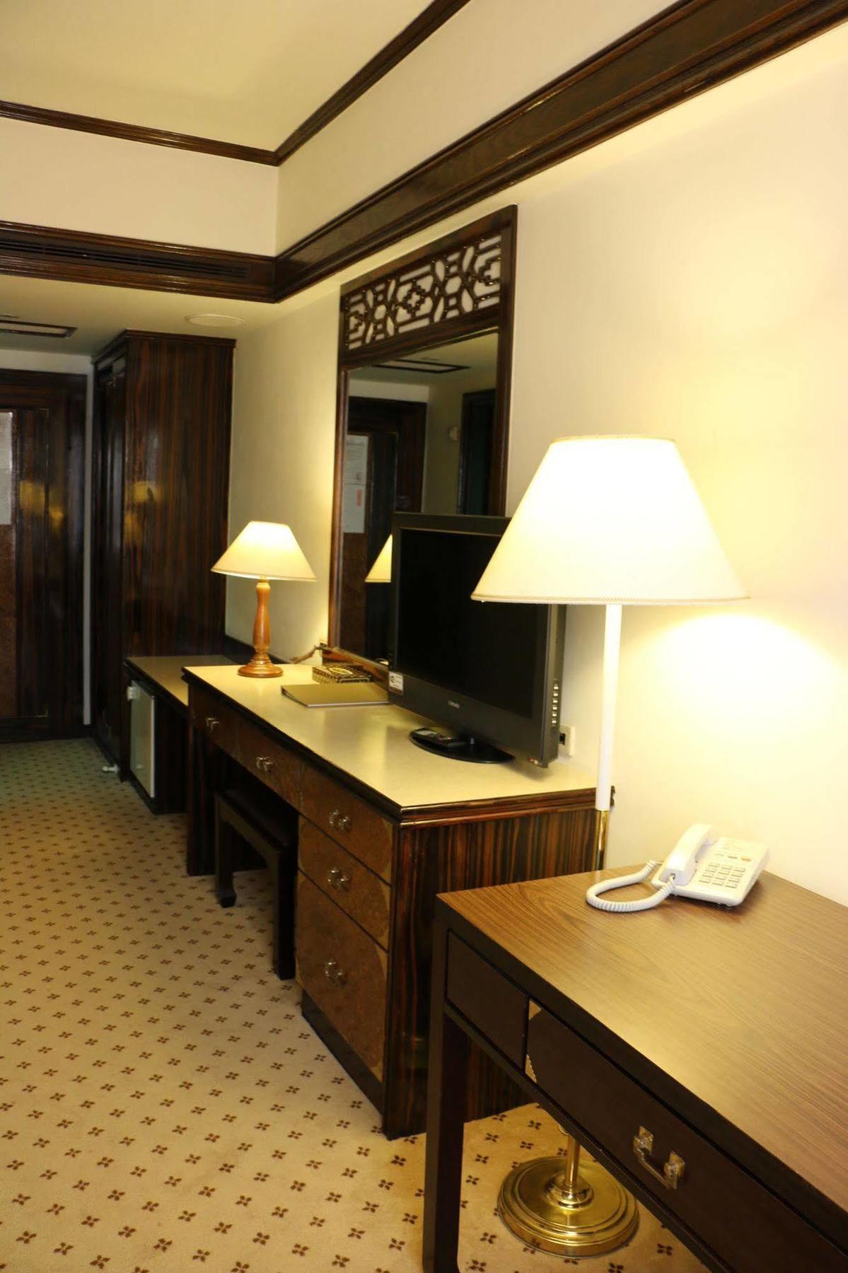 King'S Town Hotel Καοσιούνγκ Εξωτερικό φωτογραφία